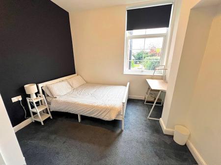 1 bedroom House share to let in Deansgrove, Grimsby, DN32