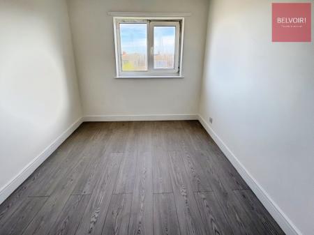 2 bedroom Flat to let in Thorgam Court, Grimsby, DN31