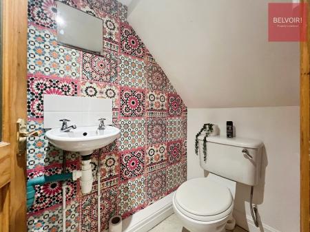 2 bedroom Semi-detached house for sale in Abbey Park Road, Grimsby, DN32