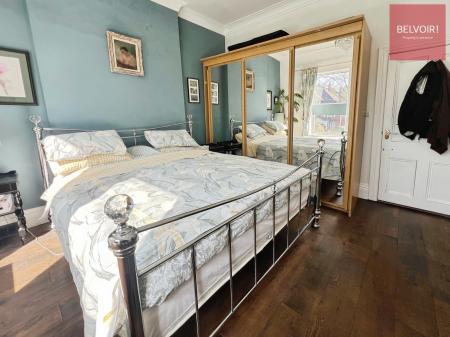 2 bedroom Semi-detached house for sale in Abbey Park Road, Grimsby, DN32