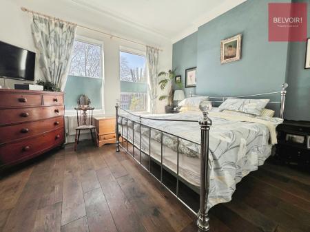 2 bedroom Semi-detached house for sale in Abbey Park Road, Grimsby, DN32