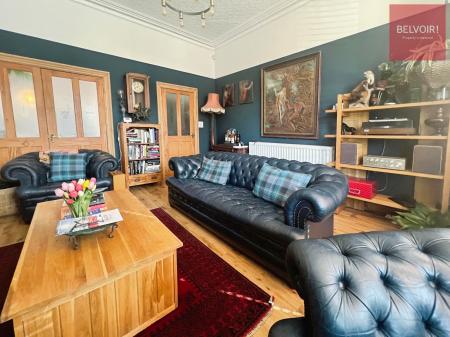 2 bedroom Semi-detached house for sale in Abbey Park Road, Grimsby, DN32