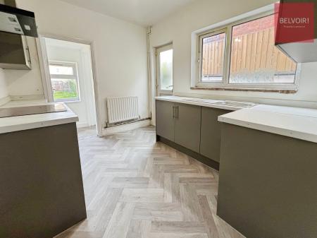 3 bedroom Terraced House to let in Cromwell Road, Grimsby, DN31