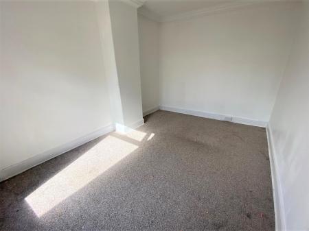 3 bedroom Terraced House to let in Willingham Street, Grimsby, DN32