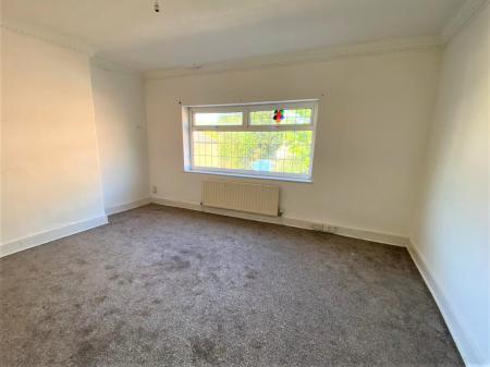 3 bedroom Terraced House to let in Willingham Street, Grimsby, DN32