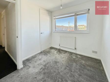 3 bedroom Terraced House to let in Buckfast Close, Grimsby, DN37