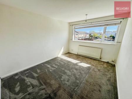 3 bedroom Terraced House to let in Buckfast Close, Grimsby, DN37
