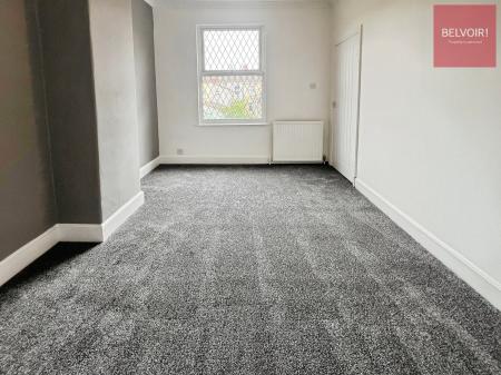 3 bedroom Terraced House to let in Willingham Street, Grimsby, DN32