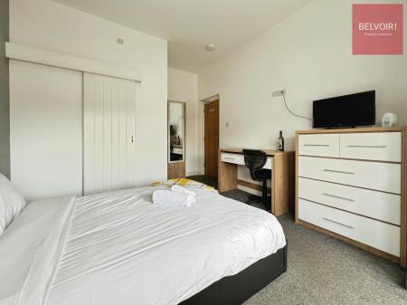 1 bedroom House share to let in Grimsby Road, Cleethorpes, DN35