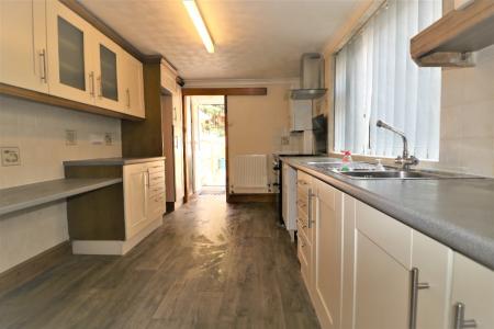 3 bedroom Terraced House to let in Elsenham Road, Grimsby, DN31