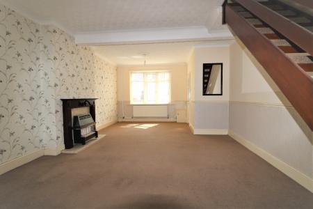 3 bedroom Terraced House to let in Elsenham Road, Grimsby, DN31