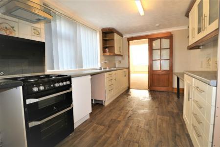 3 bedroom Terraced House to let in Elsenham Road, Grimsby, DN31
