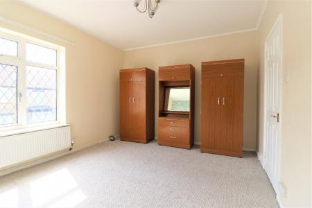 3 bedroom Terraced House to let in Elsenham Road, Grimsby, DN31