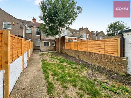 3 bedroom Terraced House to let in Tiverton Street, Cleethorpes, DN35