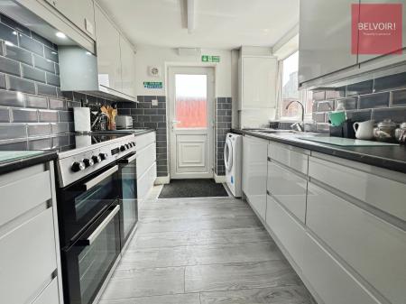1 bedroom House share to let in Grimsby Road, Cleethorpes, DN35