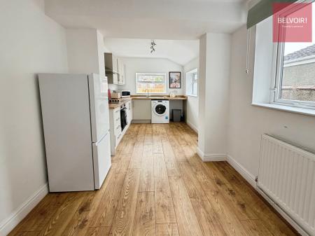 3 bedroom Terraced House to let in Patrick Street, Grimsby, DN32