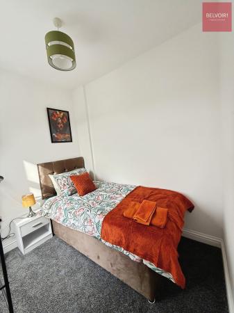 3 bedroom Terraced House to let in Patrick Street, Grimsby, DN32