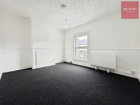 1 bedroom Flat to let in David Street, Grimsby, DN32