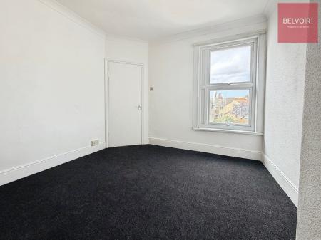 1 bedroom Flat to let in David Street, Grimsby, DN32