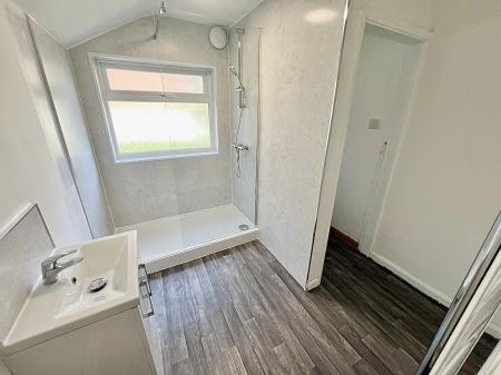 3 bedroom Terraced House to let in Montague Street, Cleethorpes, DN35