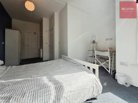1 bedroom House share to let in Deansgrove, Grimsby, DN32