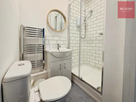 1 bedroom House share to let in Deansgrove, Grimsby, DN32