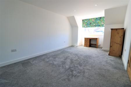 3 bedroom Semi-detached house to let in Varlows Yard, Caistor, LN7