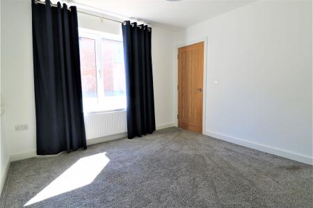 3 bedroom Semi-detached house to let in Varlows Yard, Caistor, LN7