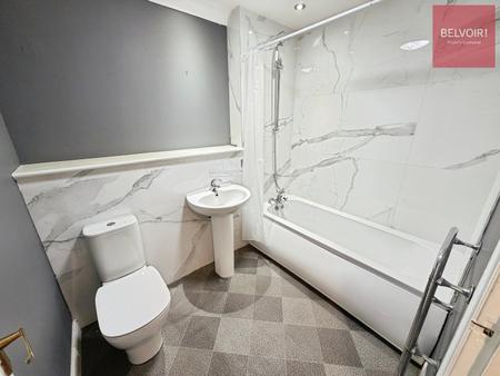 1 bedroom Flat to let in Victoria Court, Victoria Street, Grimsby, DN31