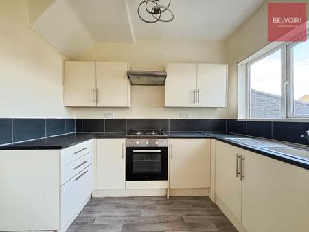 3 bedroom Terraced House to let in Cross Coates Road, Grimsby, DN34