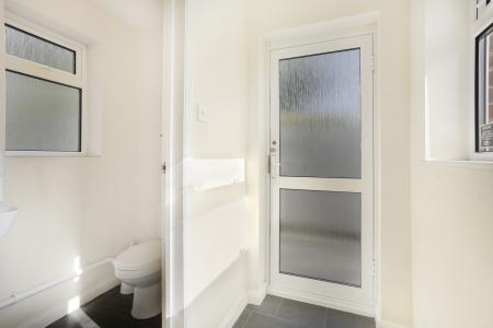 4 bedroom Detached house to let in Northway, Guildford, GU2