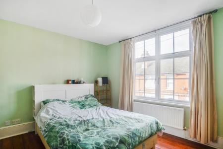 2 bedroom Detached house to let in Springfield Rd, Guildford, GU1