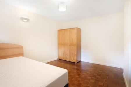 5 bedroom Semi-detached house to let in St Johns Rd, Guildford, GU2