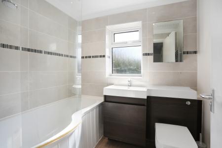 5 bedroom Semi-detached house to let in St Johns Rd, Guildford, GU2