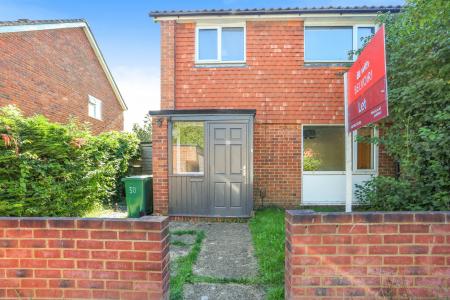 5 bedroom Semi-detached house to let in St Johns Rd, Guildford, GU2