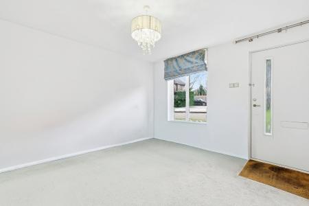 1 bedroom Terraced House to let in Weybrook Drive, Burpham, Guildford, GU4