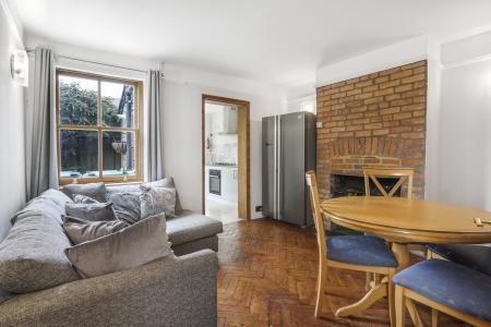 4 bedroom Semi-detached house to let in Park Road, Guildford, GU1