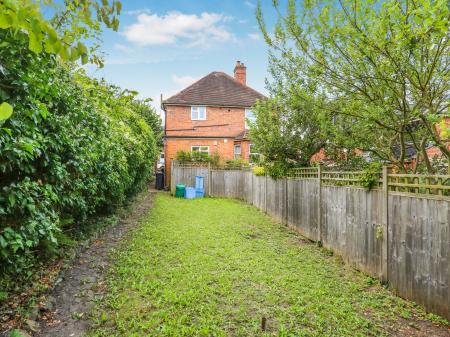 3 bedroom Maisonette to let in Bray Rd, Guildford, GU2