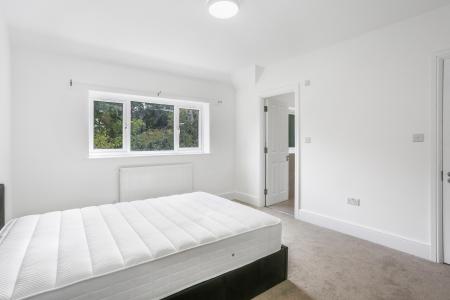 Ashenden Road, Guildford, GU2