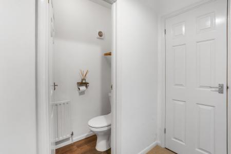 1 bedroom Maisonette to let in Charlotte Court, Addison Road, Guildford, GU1