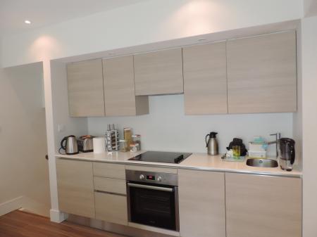 1 bedroom Flat to let in Farnham Rd, Town Centre, Guildford, GU2