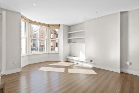 1 bedroom Flat to let in Farnham Rd, Town Centre, Guildford, GU2