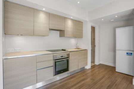 1 bedroom Flat to let in Farnham Rd, Town Centre, Guildford, GU2