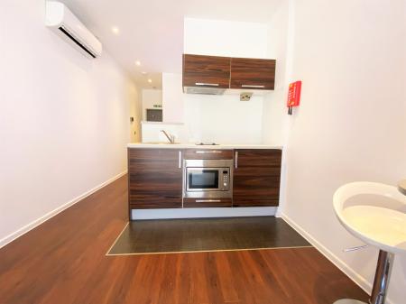 1 bedroom Flat to let in Guildford Park Road, Guildford, GU2