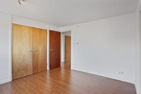 2 bedroom Flat to let in Onslow Street, Guildford, GU1