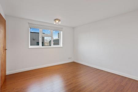 2 bedroom Flat to let in Onslow Street, Guildford, GU1