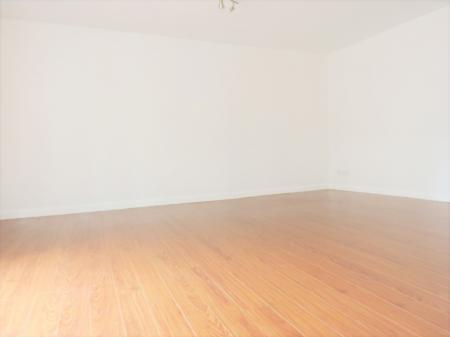 2 bedroom Flat to let in Onslow Street, Guildford, GU1