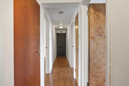 2 bedroom Flat to let in Onslow Street, Guildford, GU1