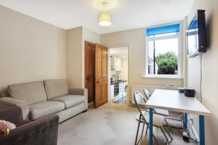 2 bedroom Terraced House for sale in Ludlow Rd, Town Centre, Guildford, GU2