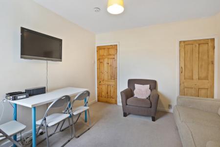 2 bedroom Terraced House for sale in Ludlow Rd, Town Centre, Guildford, GU2